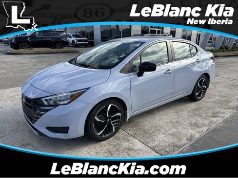 Used 2023 Nissan Versa SR w/ Trunk Package image 1