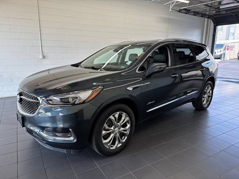 Used 2021 Buick Enclave Avenir w/ Avenir Technology Package AWD/4WD image 4