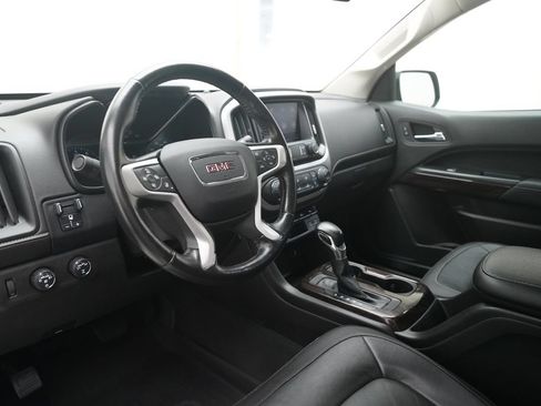 Used 2022 GMC Canyon Elevation w/ Elevation Premium Package AWD/4WD image 8