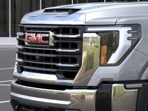 New 2026 GMC Sierra 2500 SLE w/ SLE Value Package; image 13
