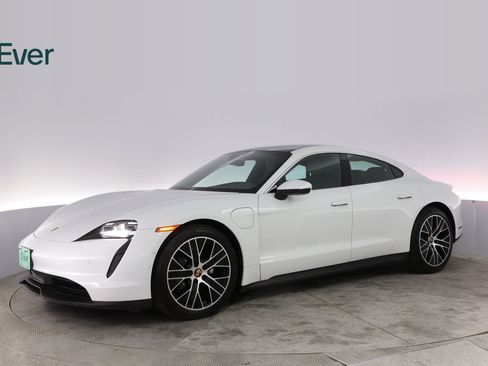 Used 2023 Porsche Taycan RWD image 18