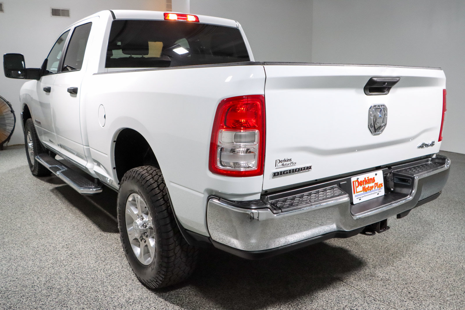 Used 2024 RAM 2500 Big Horn AWD/4WD image 9