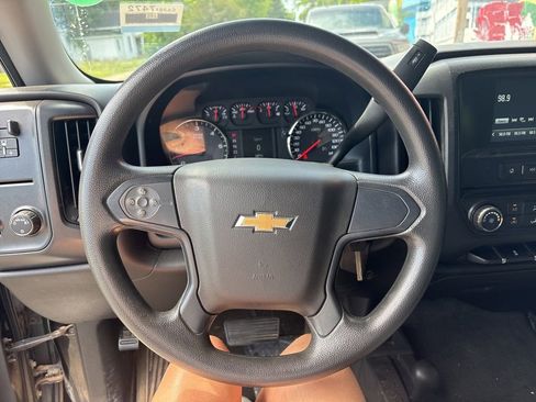 Used 2017 Chevrolet Silverado 1500 Custom w/ Custom Convenience Package AWD/4WD image 17
