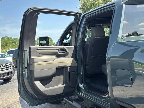 Used 2026 Chevrolet Silverado 2500 ZR2 w/ LPO, Dark Essentials Package AWD/4WD image 28