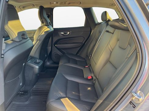 Certified 2024 Volvo XC60 B5 Plus w/ Climate Package image 13