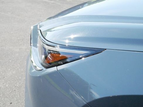 Used 2025 Toyota Grand Highlander AWD image 16