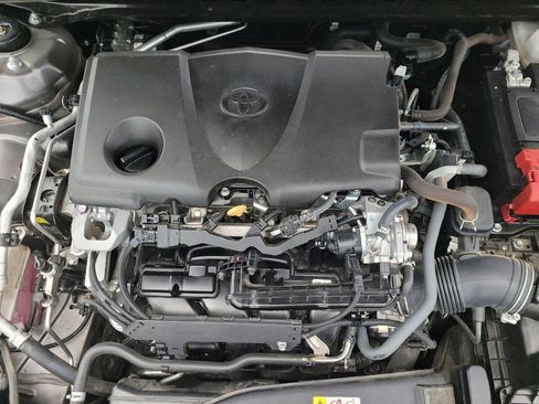 Used 2023 Toyota Camry SE image 30