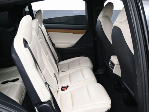 Used 2021 Tesla Model X Performance image 40