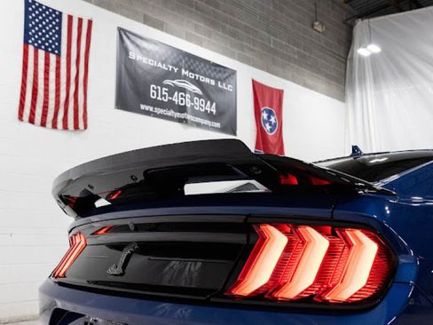 Used 2022 Ford Mustang Shelby GT500 w/ Carbon Fiber Track Pack image 54