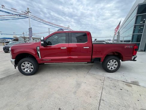 Used 2025 Ford F250 Lariat w/ Chrome Package AWD/4WD image 6