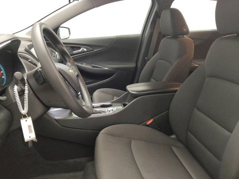 Used 2024 Chevrolet Malibu LT image 17