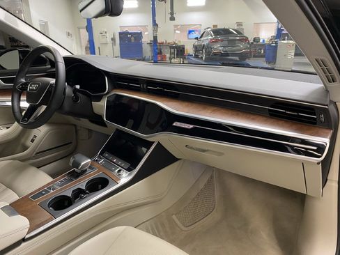 Used 2023 Audi A6 Premium Plus w/ Premium Plus Package image 15