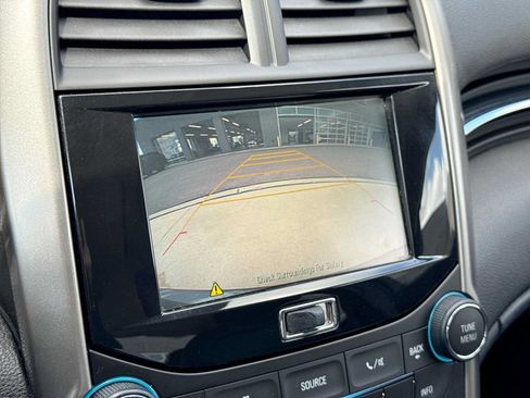 Used 2015 Chevrolet Malibu LT w/ Leather Package FWD image 30