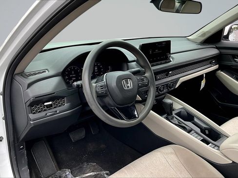 Used 2024 Honda Accord EX image 18
