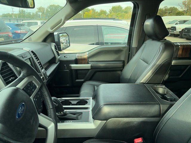 Used 2018 Ford F150 Lariat w/ Equipment Group 502A Luxury AWD/4WD image 12