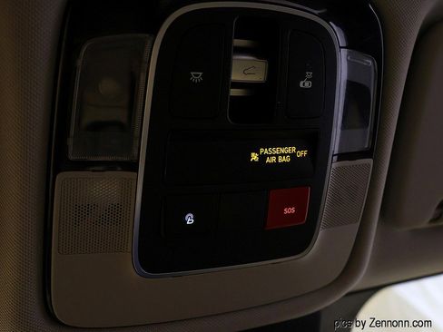 Used 2023 Hyundai Tucson Limited image 25