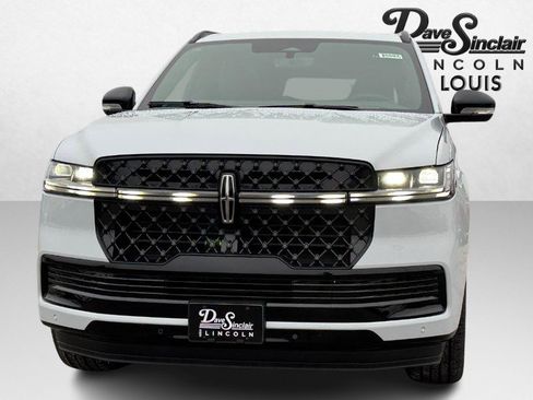New 2025 Lincoln Navigator L Reserve w/ Jet Appearance Package image 2
