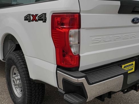 Used 2022 Ford F350 XL w/ Power Equipment Group AWD/4WD image 9