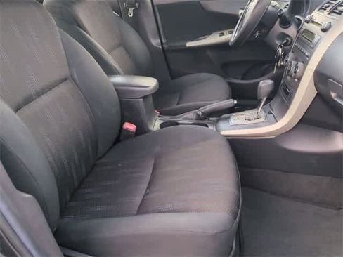 Used 2011 Toyota Corolla S image 21