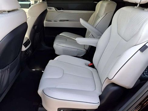 New 2025 Hyundai Palisade Calligraphy image 10