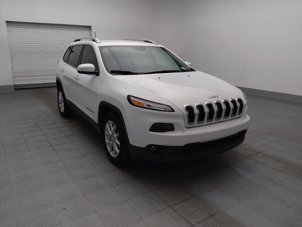 Used 2017 Jeep Cherokee Latitude w/ Safety/Convenience Group FWD image 13