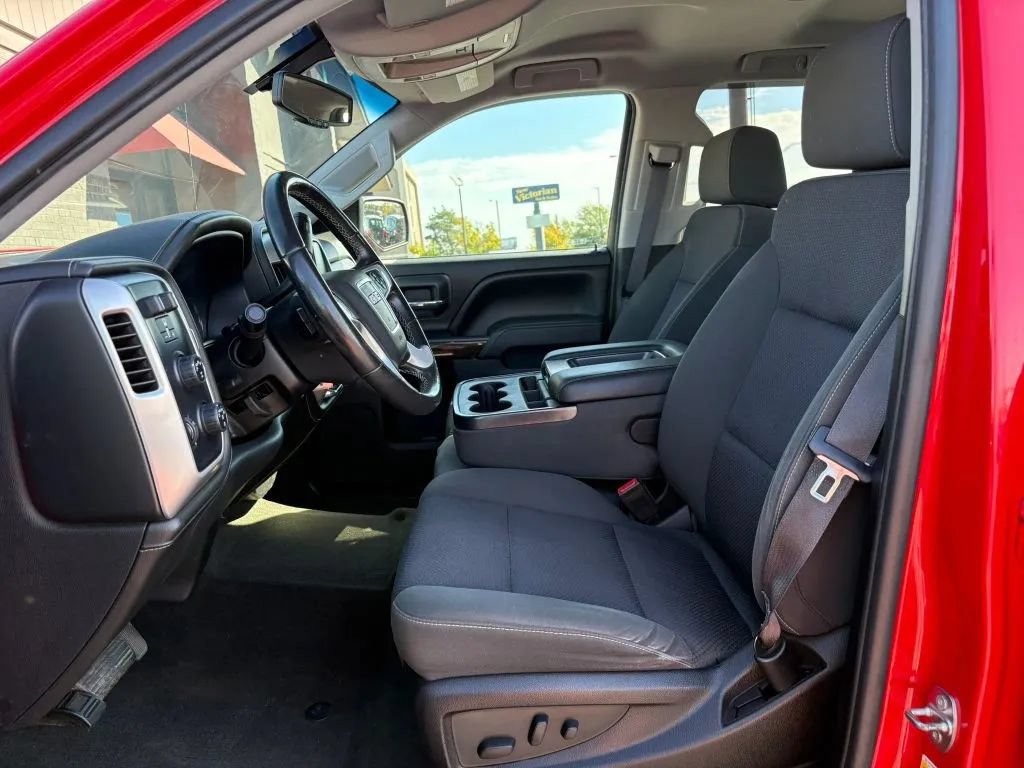 Used 2017 GMC Sierra 1500 SLE w/ SLE Value Package AWD/4WD image 18