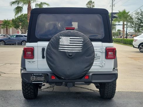 Used 2021 Jeep Wrangler Sport AWD/4WD image 5
