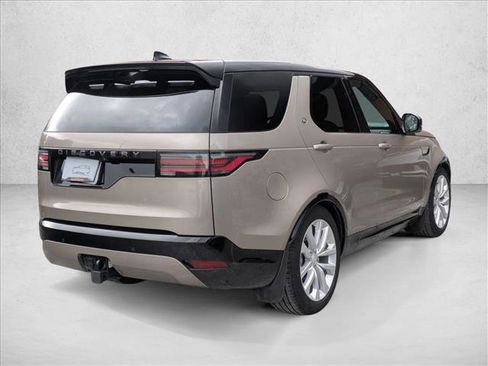 Used 2024 Land Rover Discovery Dynamic SE image 5