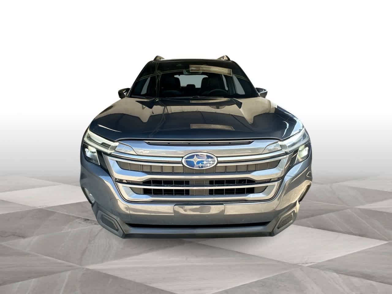 Used 2025 Subaru Forester Limited AWD/4WD image 3