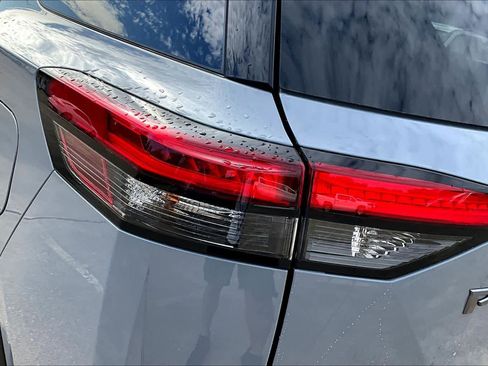 New 2026 Nissan Pathfinder Platinum AWD/4WD image 12