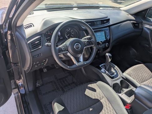 Used 2020 Nissan Rogue S AWD/4WD image 16