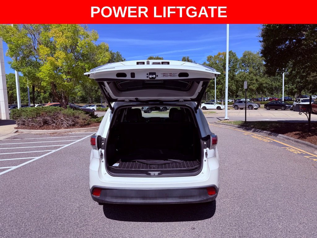 Used 2016 Toyota Highlander XLE FWD image 7