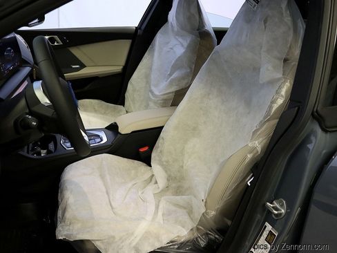 Used 2026 BMW 228i xDrive w/ Technology Package image 10