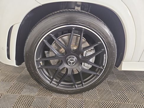 Used 2023 Mercedes-Benz GLE 53 AMG 4MATIC image 36