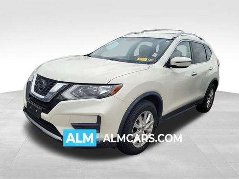 Used 2020 Nissan Rogue SV image 1