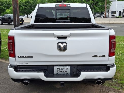 Used 2023 RAM 1500 Laramie AWD/4WD image 5