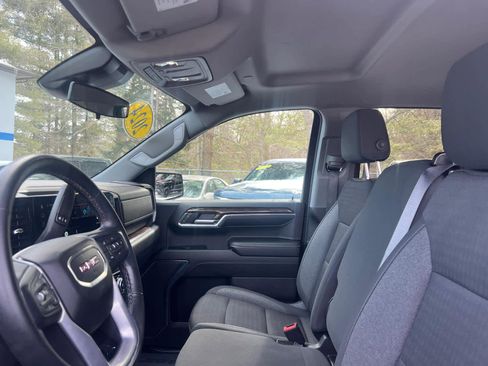 Certified 2024 GMC Sierra 1500 Elevation image 12