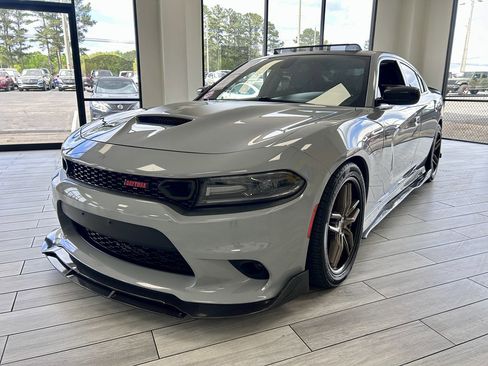 Used 2020 Dodge Charger Scat Pack w/ Daytona Edition Group RWD image 3