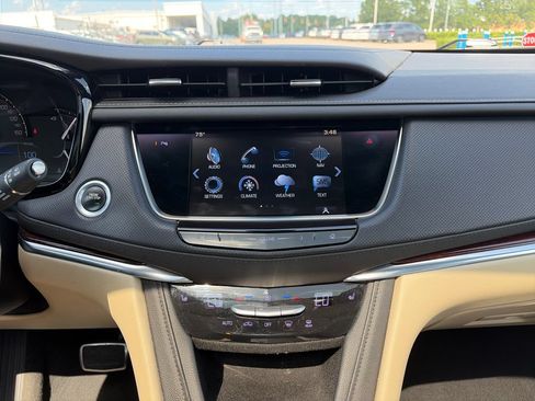 Used 2018 Cadillac XT5 Luxury w/ LPO, Sport Package AWD/4WD image 21