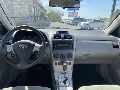 Used 2012 Toyota Corolla LE image 21