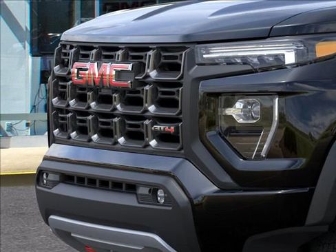 New 2026 GMC Canyon AT4 image 13