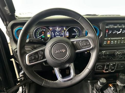 Used 2022 Jeep Wrangler Unlimited Sahara image 14