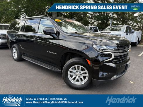 Used 2024 Chevrolet Suburban LT AWD/4WD image 1