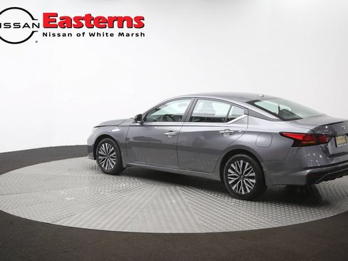 Used 2024 Nissan Altima 2.5 SV AWD/4WD image 64