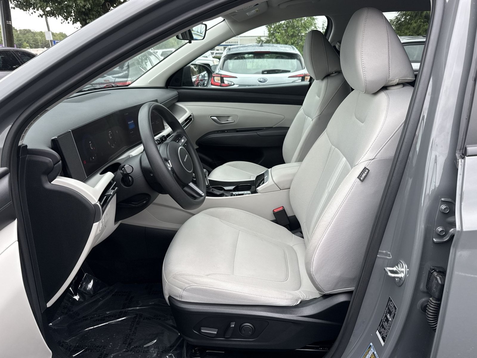 Certified 2025 Hyundai Tucson SEL AWD/4WD image 13