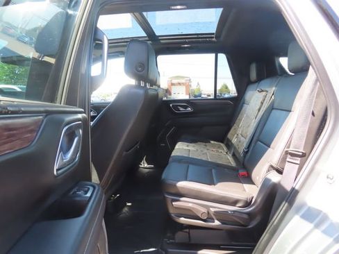 Used 2023 Chevrolet Tahoe LT w/ LT Signature Package AWD/4WD image 22