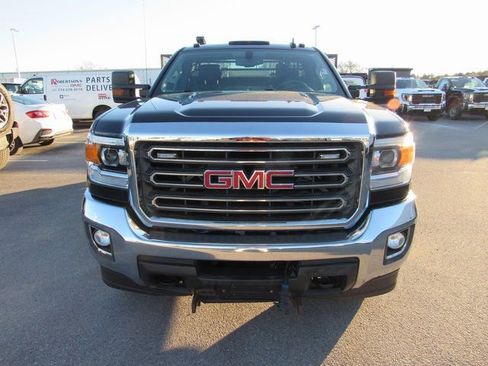 Used 2015 GMC Sierra 3500 SLE w/ SLE Preferred Package image 5