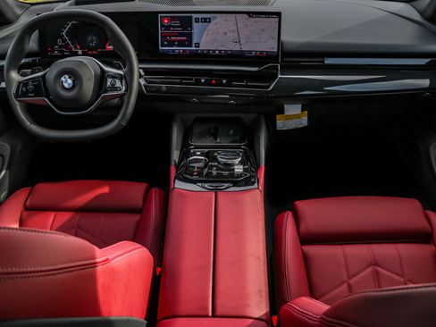 New 2026 BMW 530i xDrive w/ Premium Package image 8
