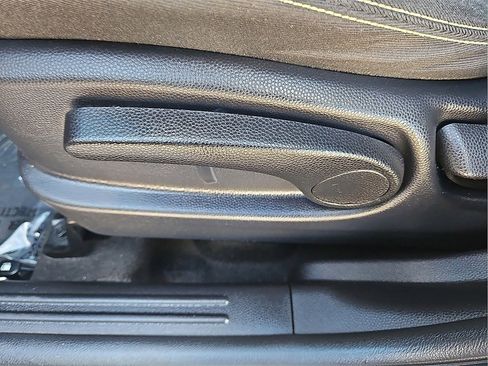 Used 2015 Kia Soul + image 21