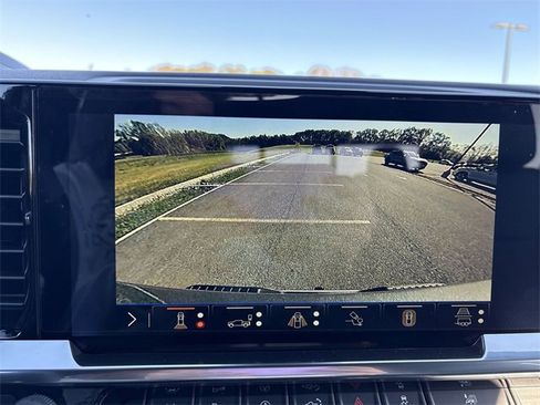 New 2026 Chevrolet Silverado 1500 High Country w/ Technology Package image 15